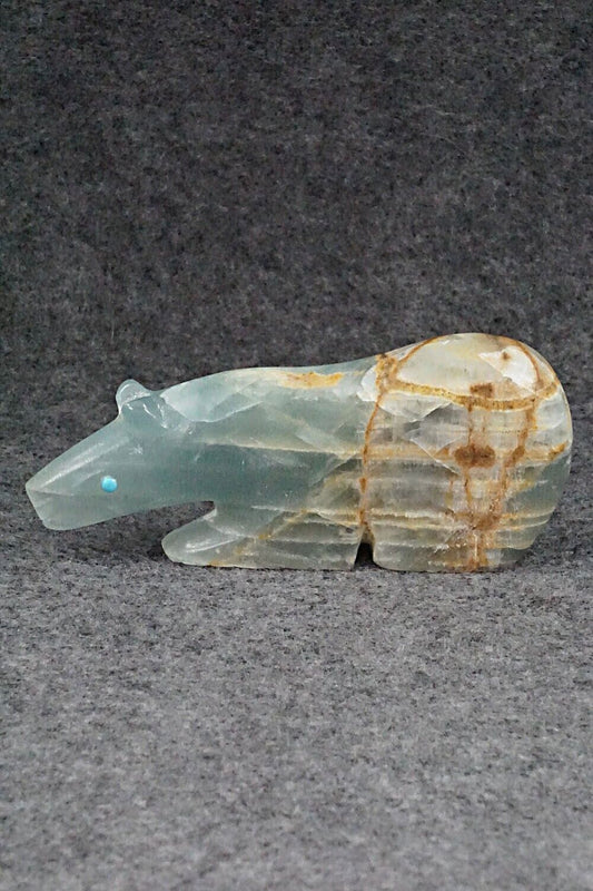 Bear Zuni Fetish Carving - Ronnie Lunasee