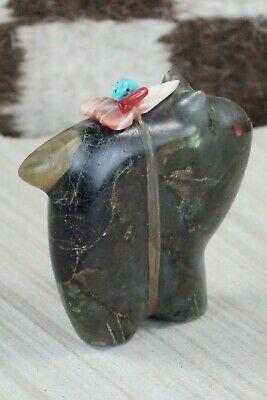 Wolf Zuni Fetish Carving - P. Quam