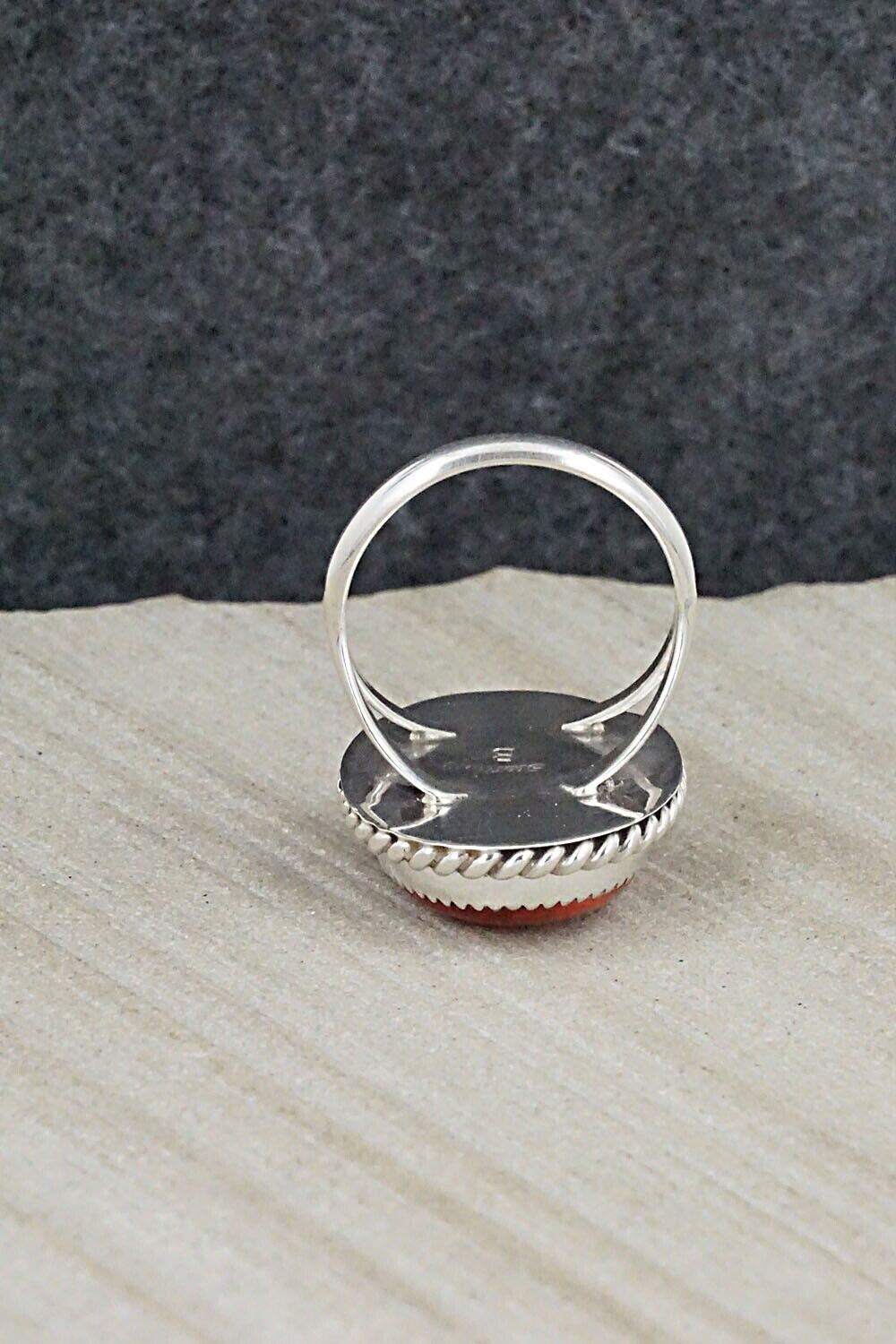 Spiny Oyster & Sterling Silver Ring - Benjamin Martinez - Size 7