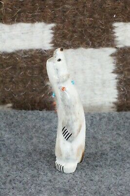 Bear Zuni Fetish Carving - Claudia Peina