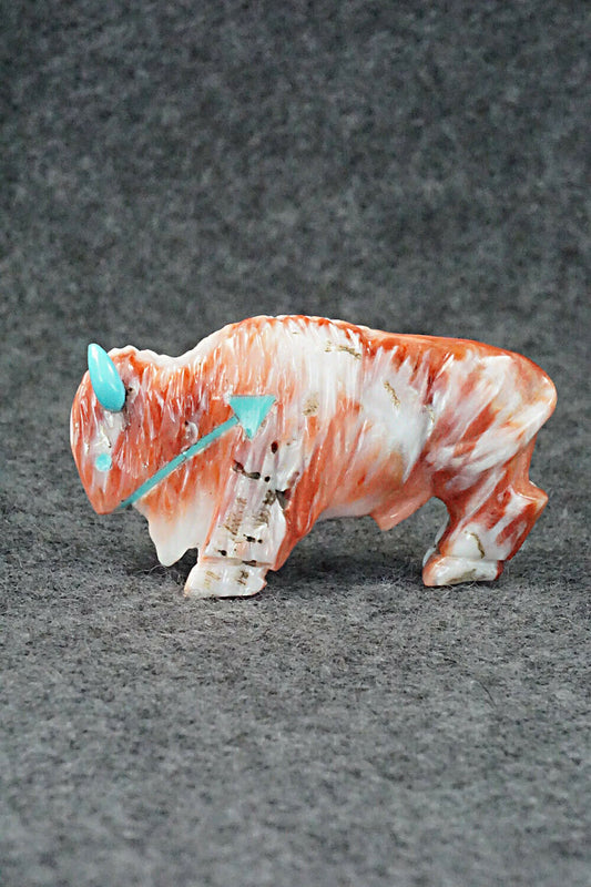 Buffalo Zuni Fetish Carving - Andres Quandelacy