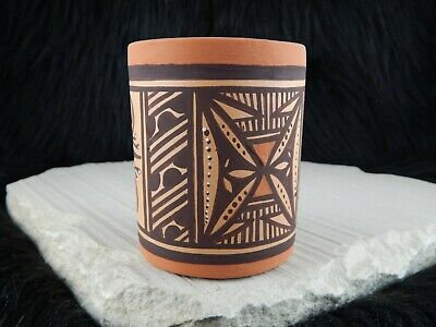 Zuni Pottery - Tonia Fontenelle - Zuni Handmade Pottery - Native American - High Lonesome Trading