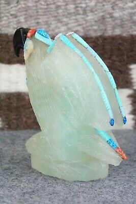 Parrot Zuni Fetish Carving - Jon Quam