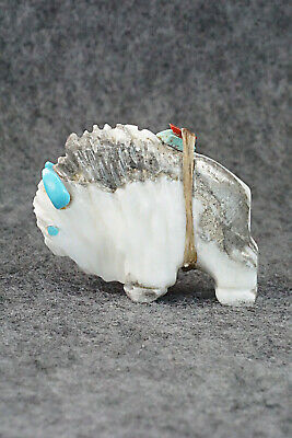 Buffalo Zuni Fetish Carving - Kevin Quam
