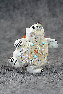 Bear Zuni Fetish Carving - Claudia Peina