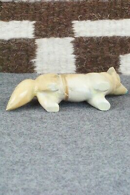 Wolf Zuni Fetish Carving - Enrike Leekya