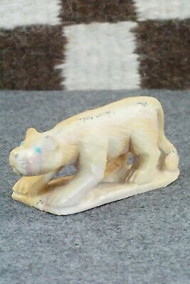 Mountain Lion Zuni Fetish Carving - Derrick Kaamasee
