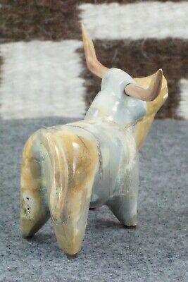 Bull Zuni Fetish Carving - Enrike Leekya