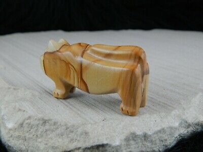Bear Zuni Fetish Carving - Taylor Gia - High Lonesome Trading