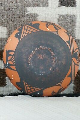 Zuni Pottery - Darla Westika