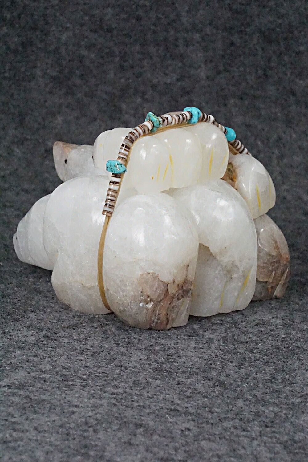 Bear Zuni Fetish Carving - Ed Lementino