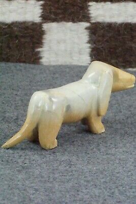 Dog Zuni Fetish Carving - Enrike Leekya