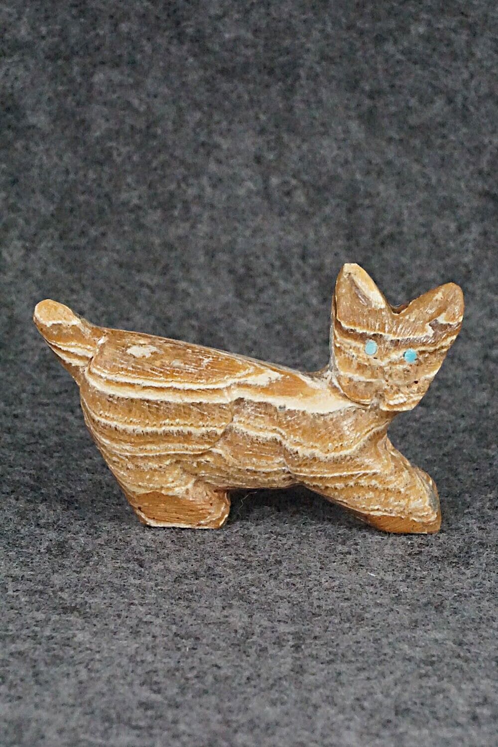 Bobcat Zuni Fetish Carving - Colin Weeka