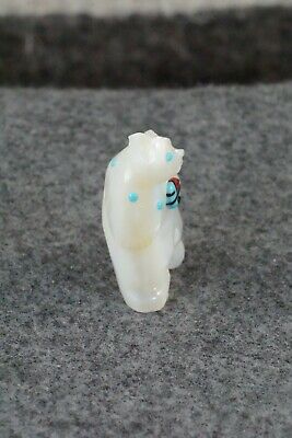 Bear Zuni Fetish Carving - Danette Laate
