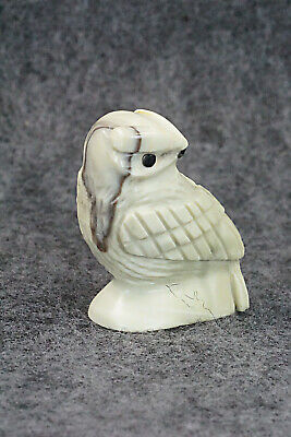 Owl Zuni Fetish Carving - Edison Bobelu