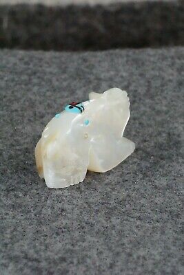Bear Zuni Fetish Carving - Danette Laate