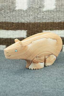 Bear Zuni Fetish Carving - Ronnie Lunasee