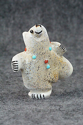 Bear Zuni Fetish Carving - Claudia Peina