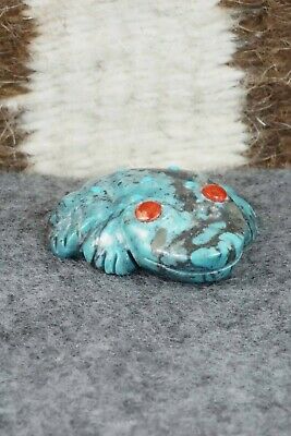 Frog Zuni Fetish Carving - Reynold Lunasee