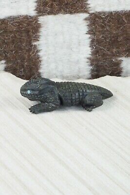 Lizard Zuni Fetish Carving - Tony Mackel
