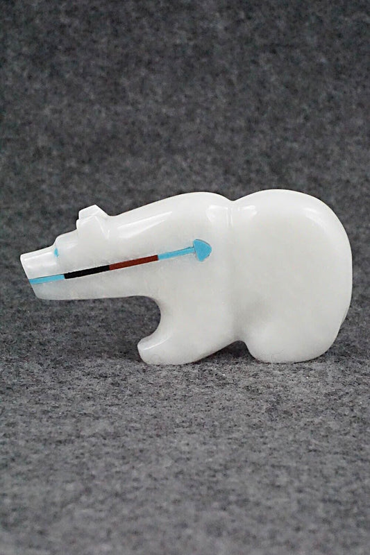 Bear Zuni Fetish Carving - Rodney Laiwakete