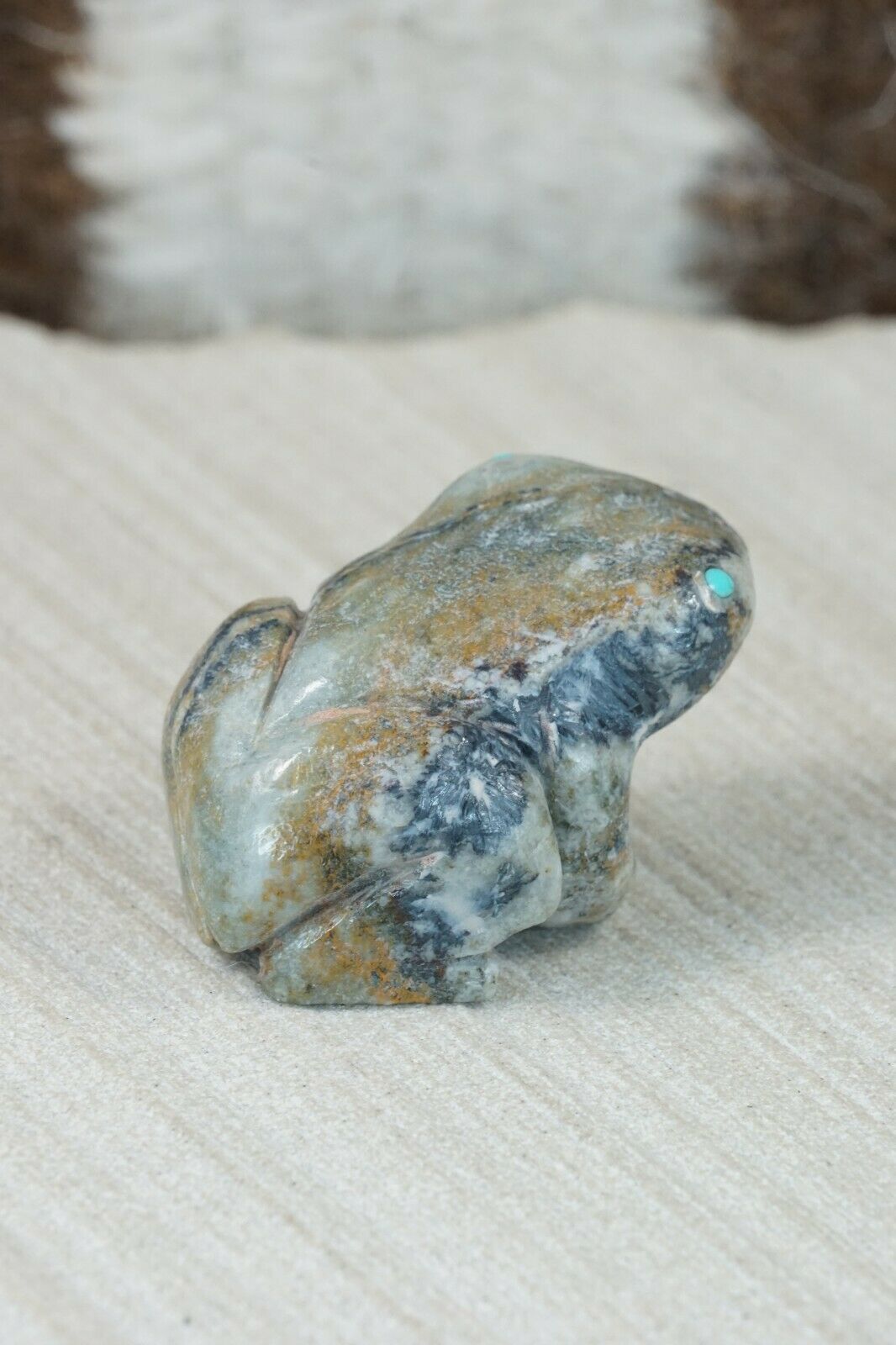 Frog Zuni Fetish Carving - Jonas Hastito
