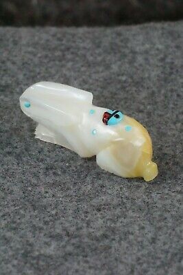 Rabbit Zuni Fetish Carving - Danette Laate