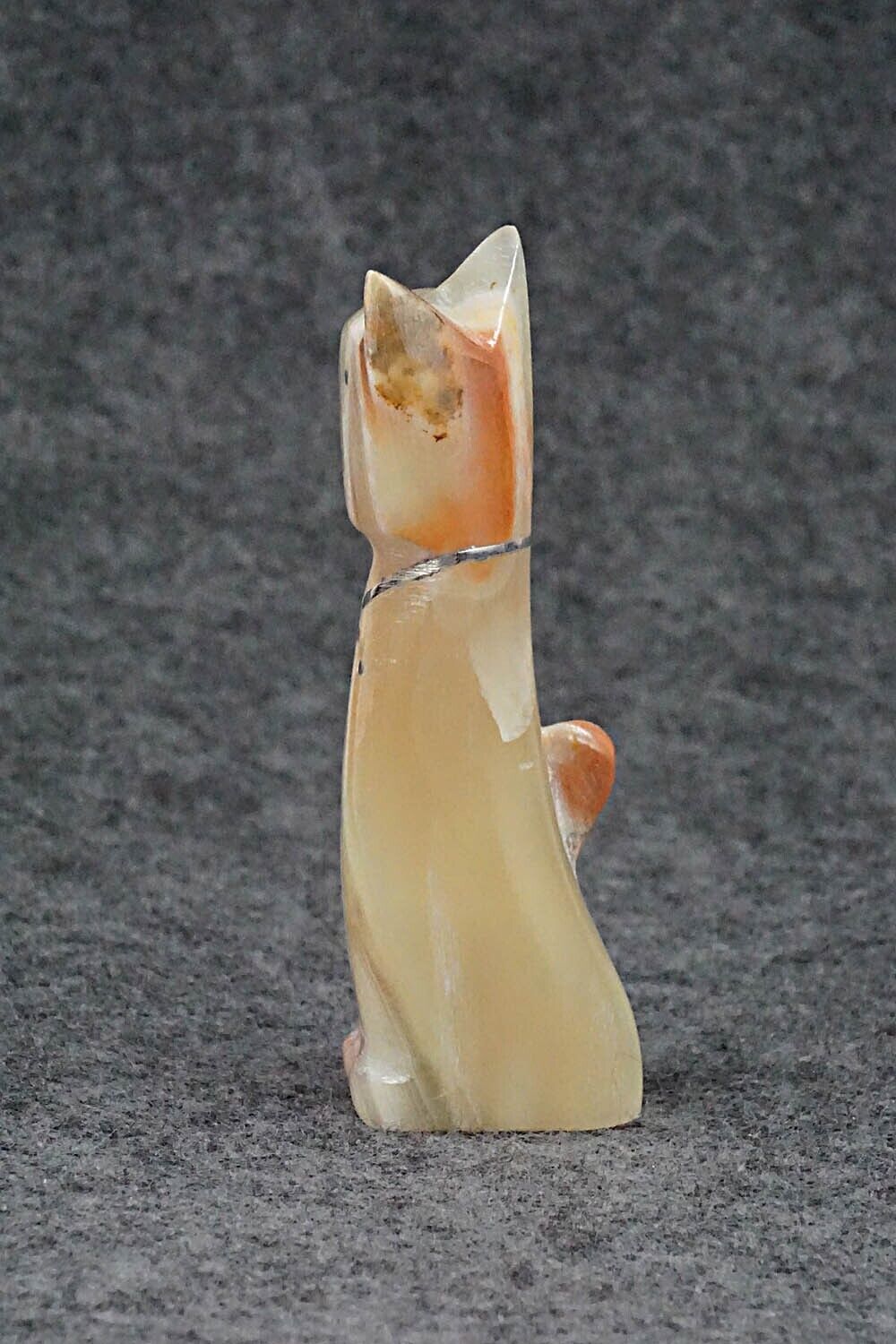 Cat Zuni Fetish Carving - Kenny Chavez