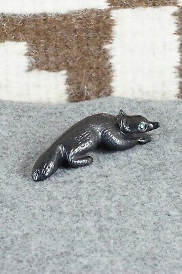 Wolf Zuni Fetish Carving - Wilfred Cheama