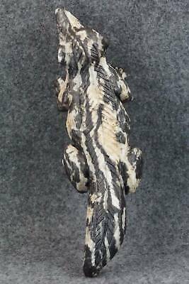 Skunk Zuni Fetish Carving - Tony Mackel
