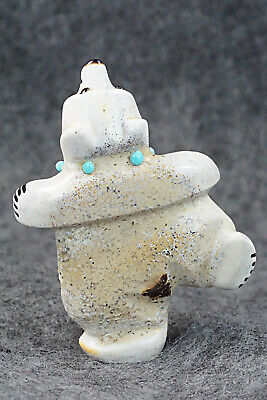 Bear Zuni Fetish Carving - Claudia Peina