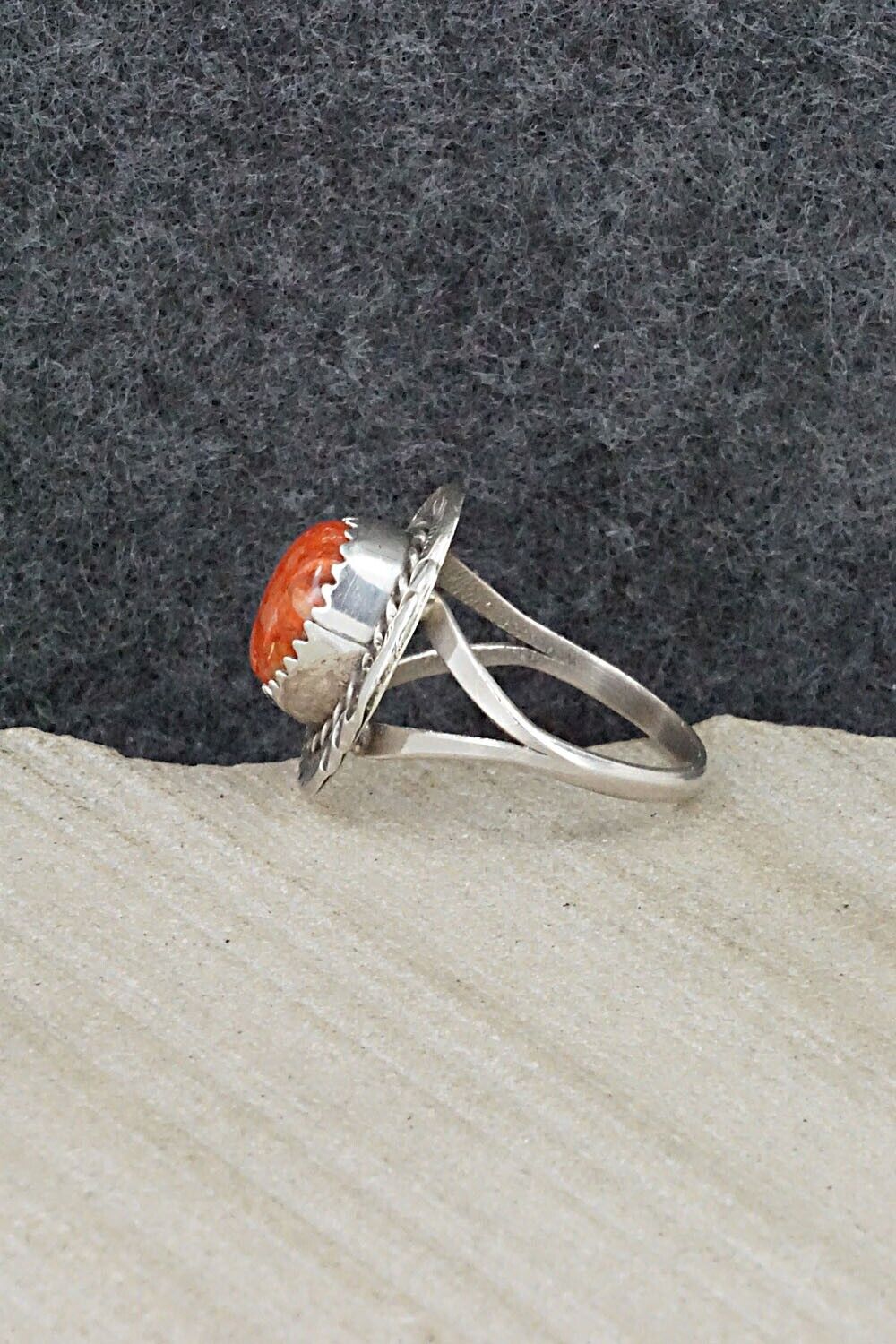 Spiny Oyster & Sterling Silver Ring - Freda Martinez - Size 7