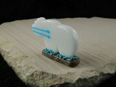 Bear Zuni Fetish Carving - Bernard Laiwakete - High Lonesome Trading