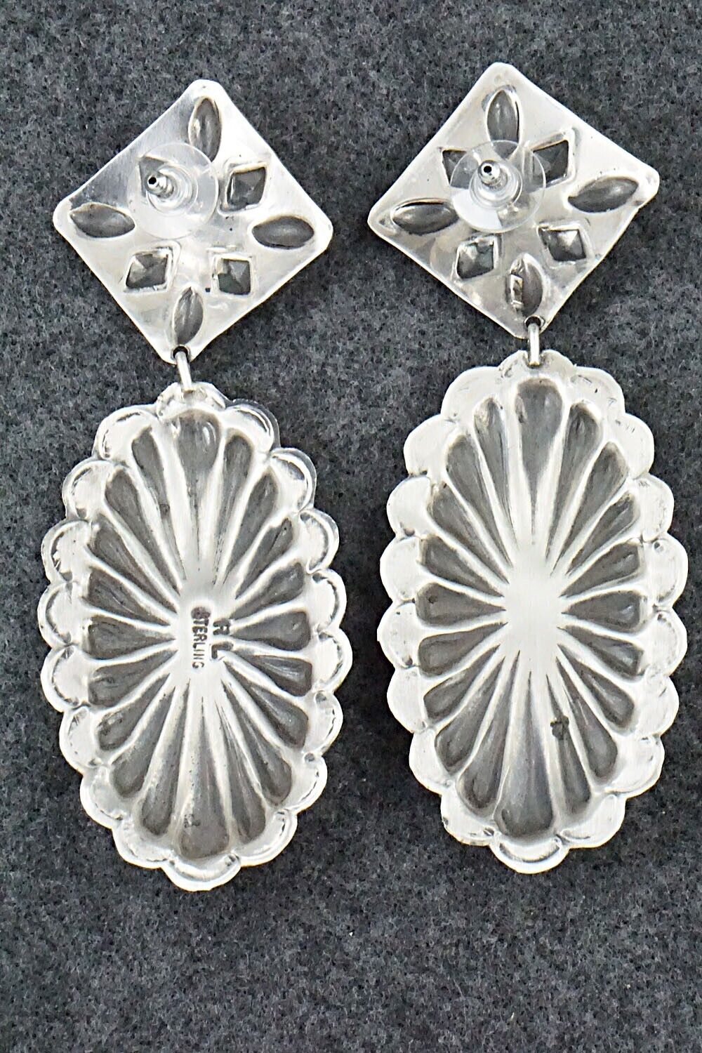 Spiny Oyster and Sterling Silver Earrings - Rita Lee