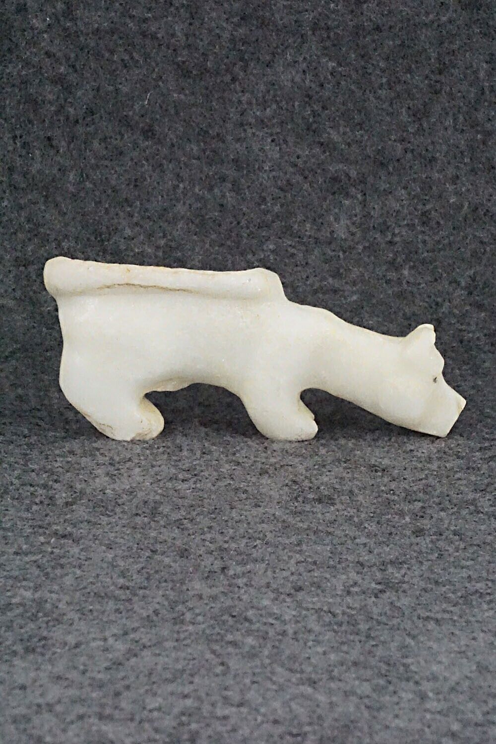 Mountain Lion Zuni Fetish Carving - Kevin Quam