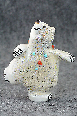 Bear Zuni Fetish Carving - Claudia Peina