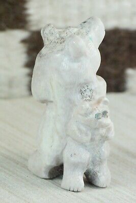 Bear Zuni Fetish Carving - Allison White