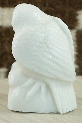 Owl Zuni Fetish Carving - Derrick Kaamasee