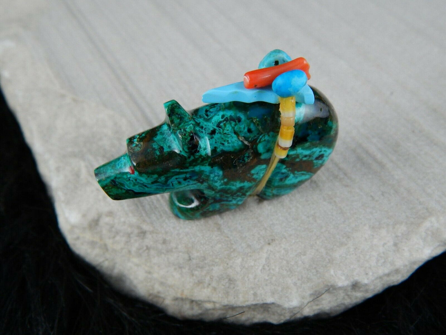 Bear Zuni Fetish Carving - Donovan Laiwakete - High Lonesome Trading