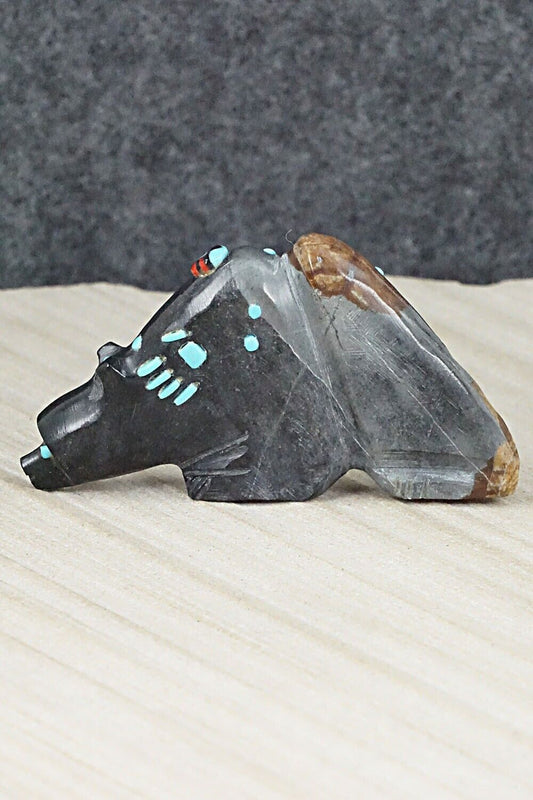 Bear Zuni Fetish Carving - Danette Laate