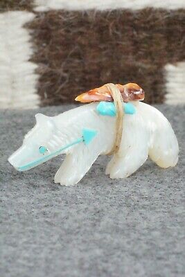 Wolf Zuni Fetish Carving - Andres Quandelacy