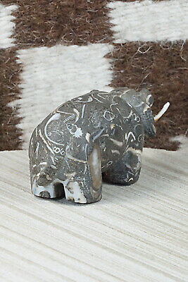 Elephant Zuni Fetish Carving - Brian K. Laate