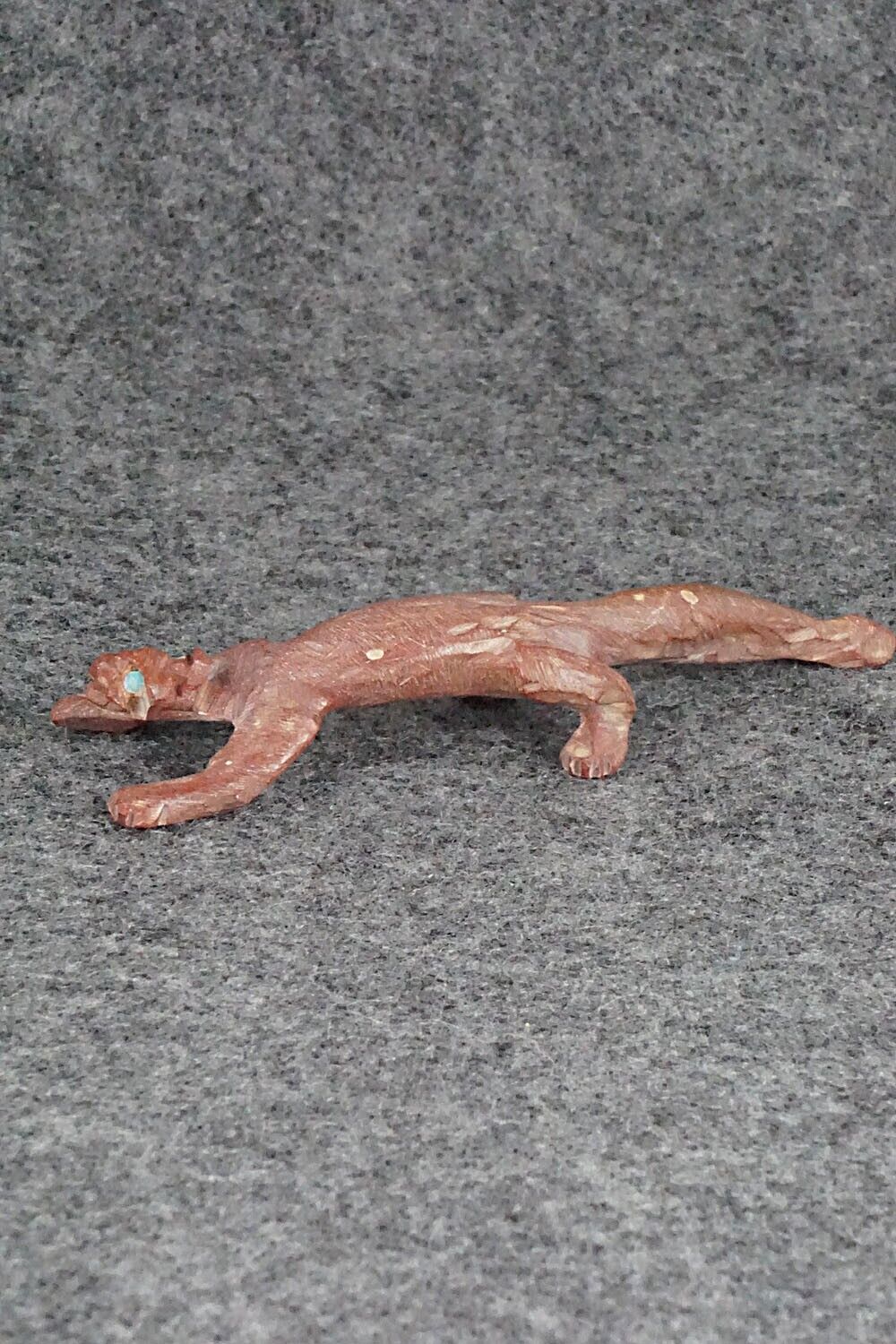 Mountain Lion Zuni Fetish Carving - Cody Cheama