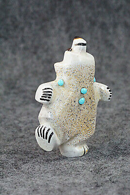 Bear Zuni Fetish Carving - Claudia Peina