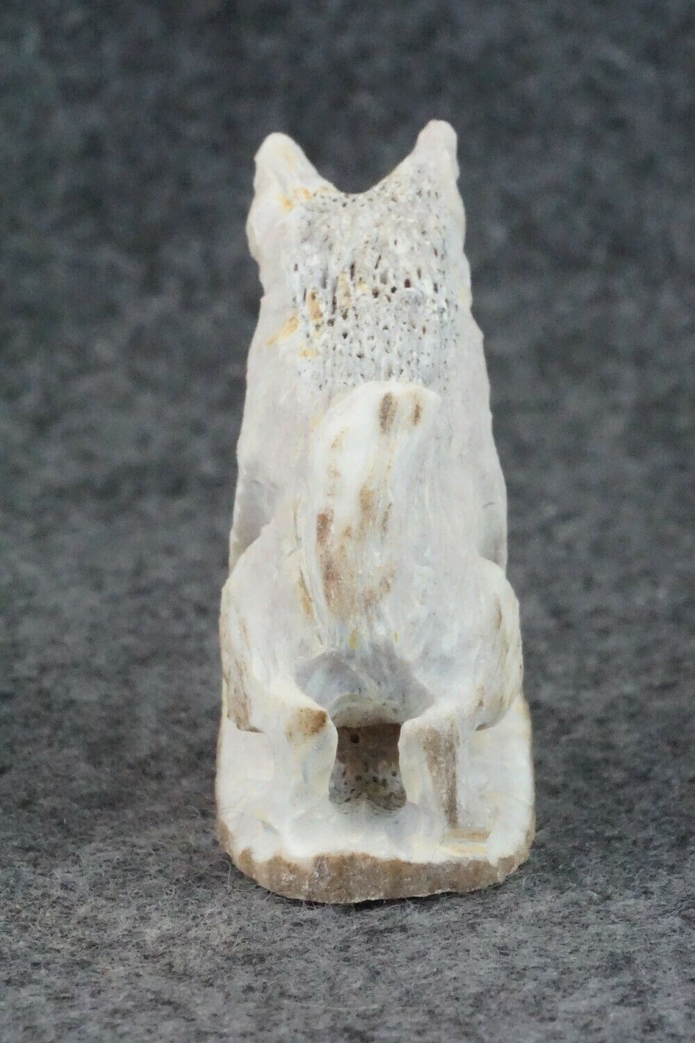 Wolf Zuni Fetish Carving - Lewis Malie Jr.