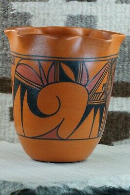 Hopi Pottery - Alta Yesslith