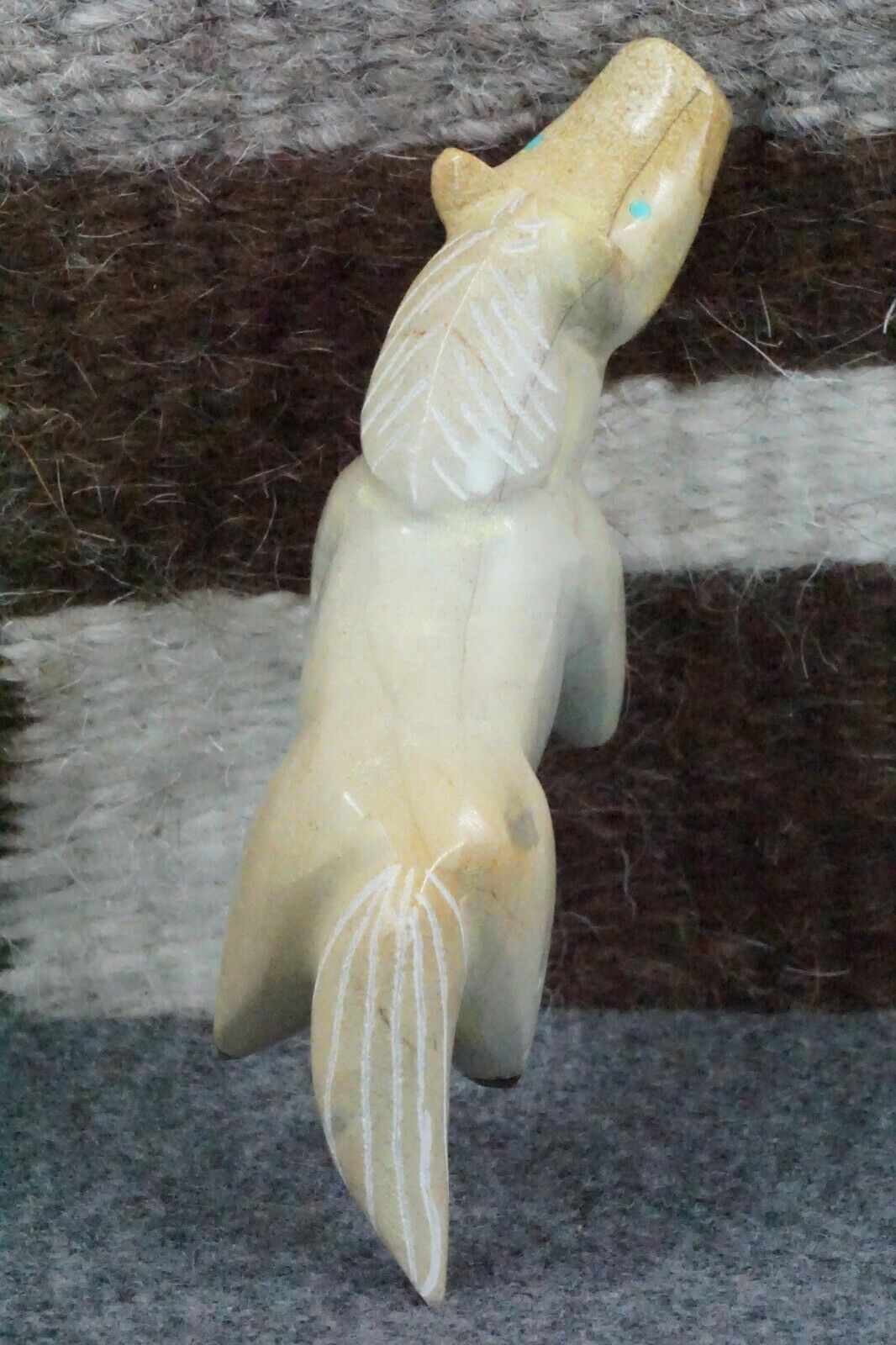 Horse Zuni Fetish Carving - Enrike Leekya