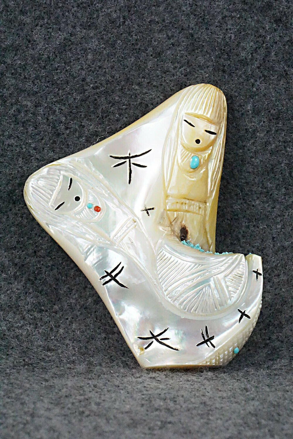 Corn Maiden Zuni Fetish Carving - Sandra Quandelacy