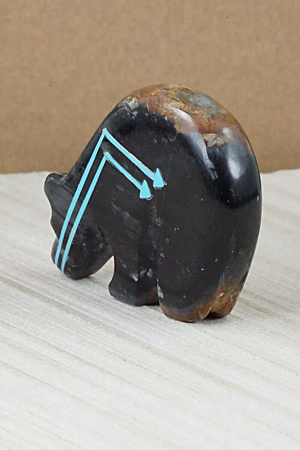 Bear Zuni Fetish Carving - Rodney Laiwakete
