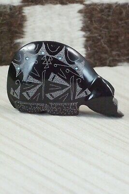 Bear Zuni Fetish Carving - Gerald Peina